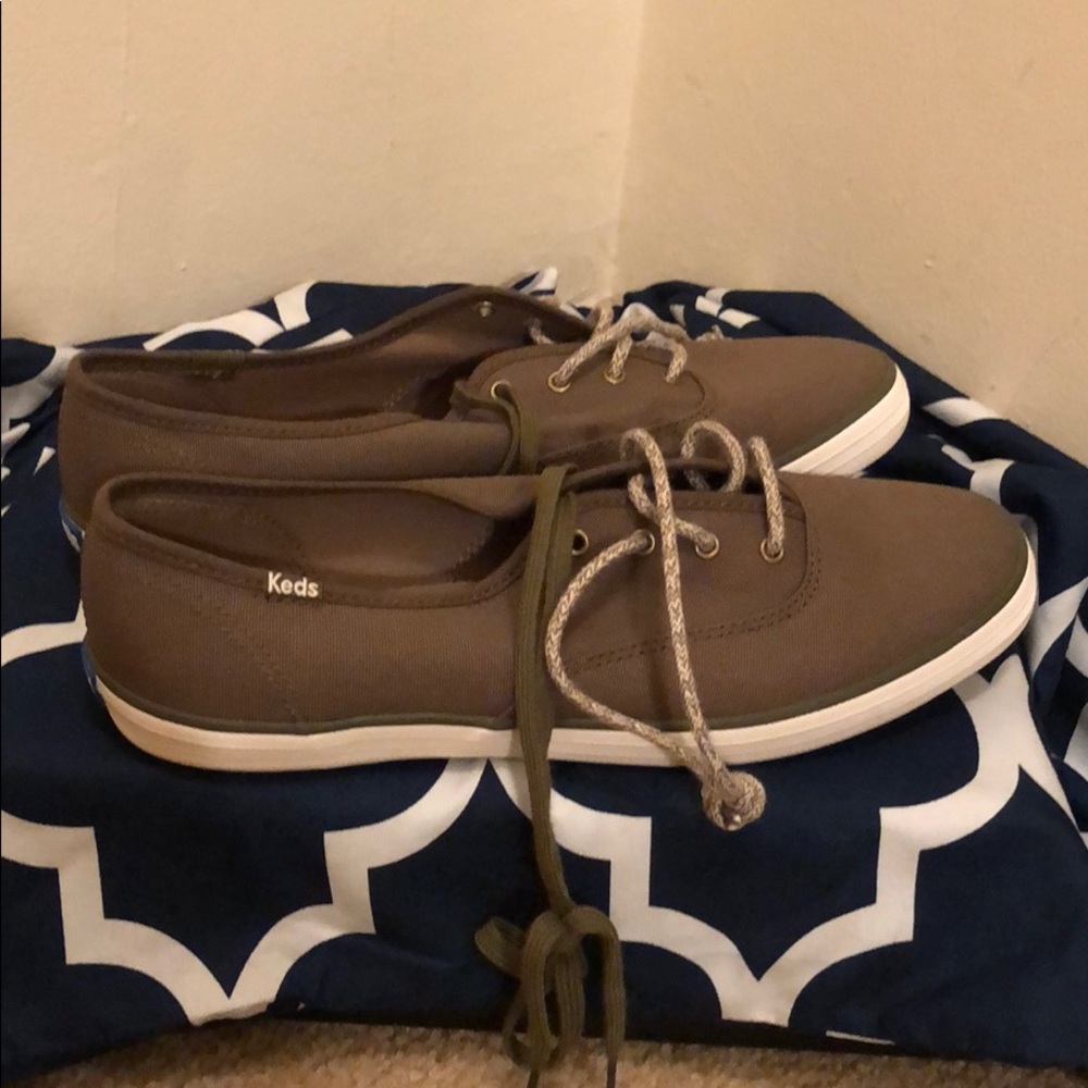 Keds